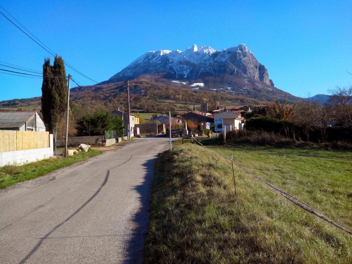 Gite Chaleureux Au Coeur Du Village Roquetaillade Luaran gambar